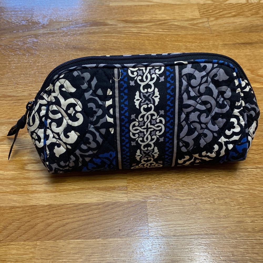Vera Bradley cosmetic case